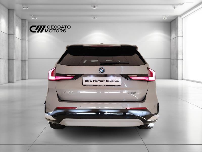 BMW iX1 30 xdrive X-Line
