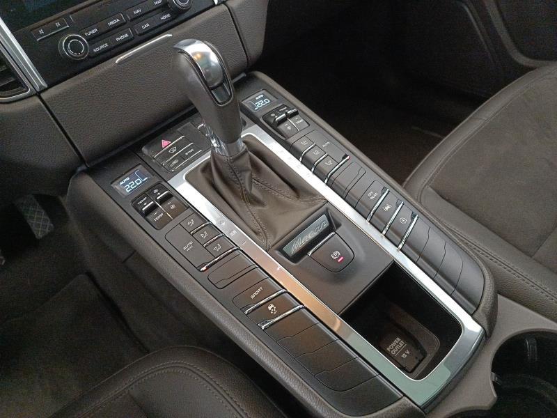 Porsche Macan 2.0 252cv pdk