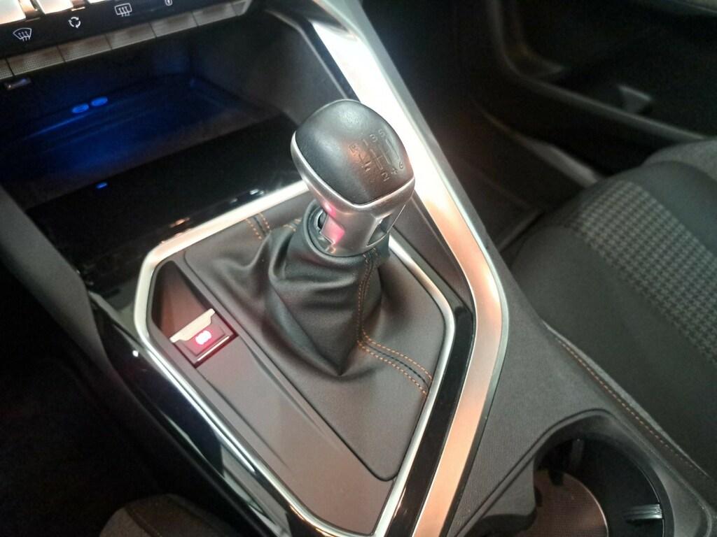 Peugeot 3008 1.2 puretech t. Active s&s 130cv my18