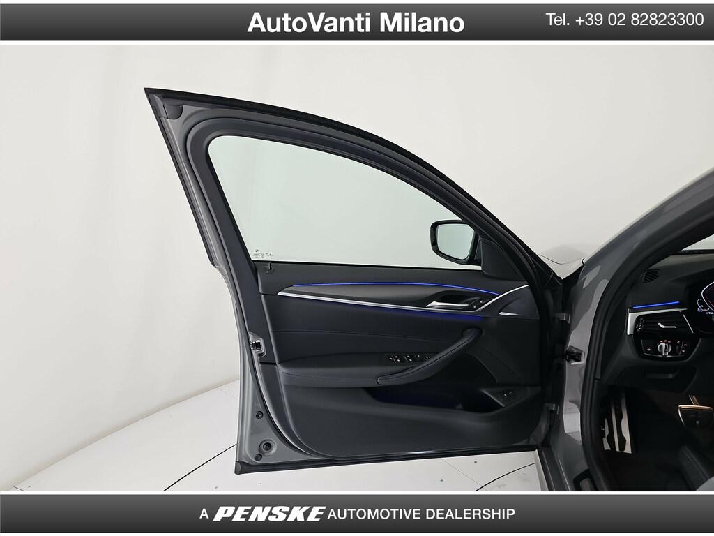 BMW Serie 5 530d Touring mhev 48V xdrive Msport auto