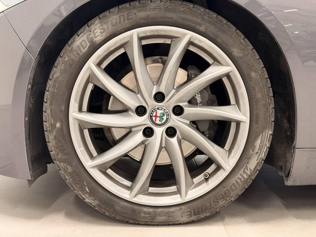 Alfa Romeo Giulia 2.2 t Super 150cv