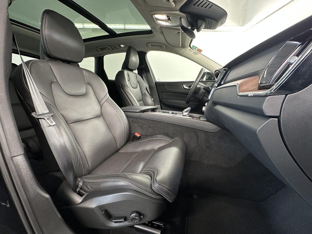 Volvo XC60 2.0 t6 phev Ultra Dark awd auto