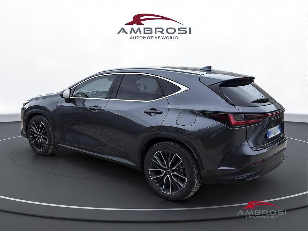 Lexus NX 2.5 plug-in Luxury 4wd e-cvt