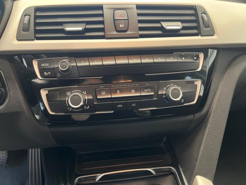 BMW Serie 3 318d Touring Business Advantage auto