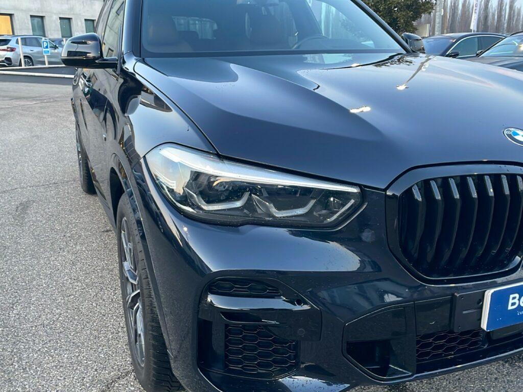 BMW X5 xdrive30d mhev 48V Msport auto