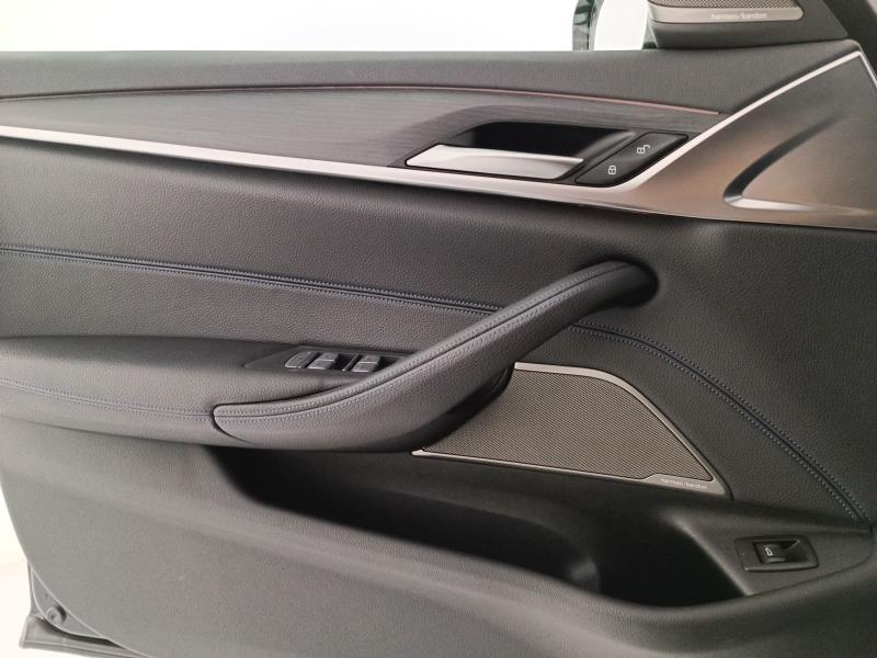 BMW Serie 5 530d Touring mhev 48V xdrive Msport auto