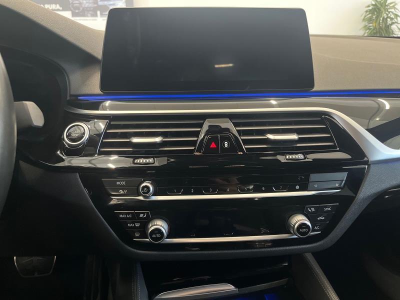 BMW Serie 5 530e xdrive Luxury auto