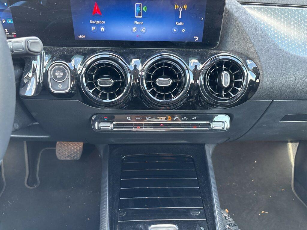 Mercedes GLA 180 d Advanced auto