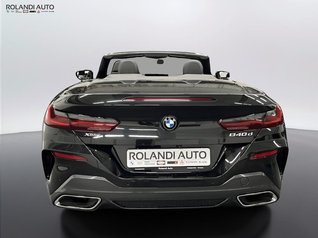 BMW Serie 8 840d Cabrio mhev 48V xdrive Individual Composition Msport auto