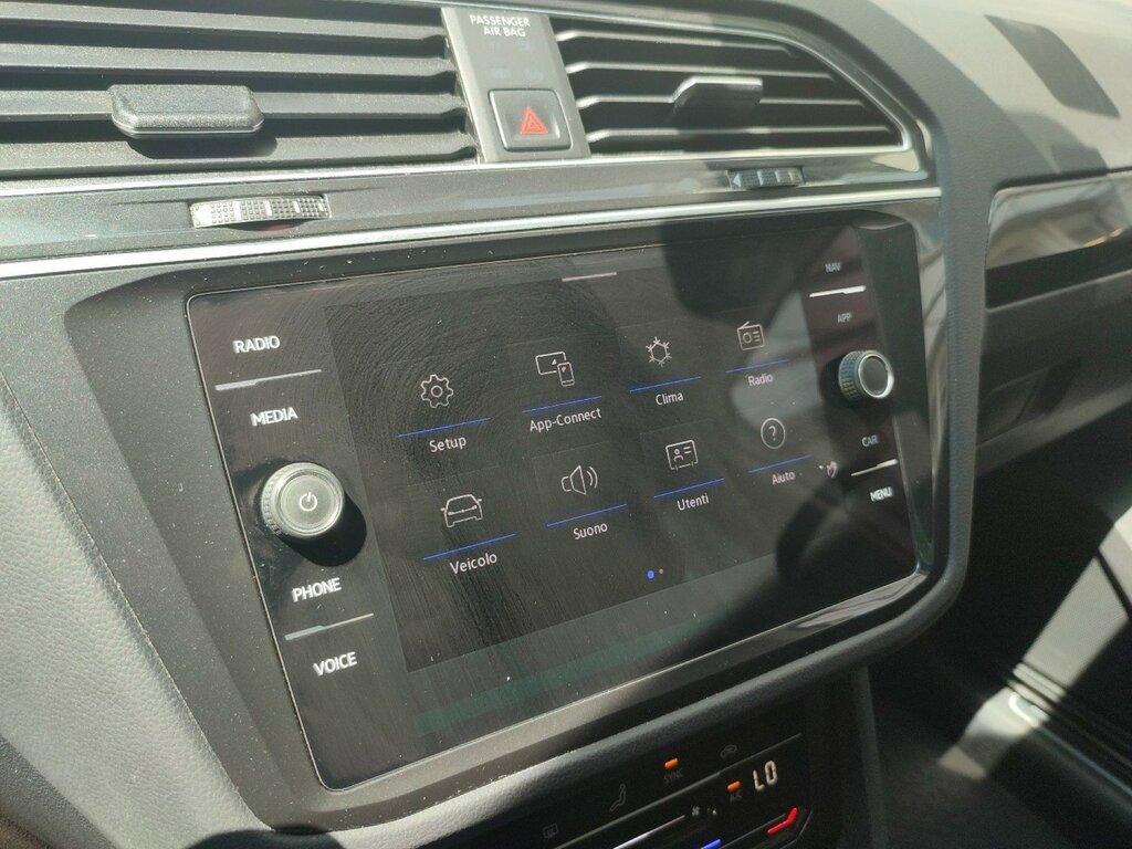 Volkswagen Tiguan 2.0 tdi scr Elegance 4motion 200cv dsg