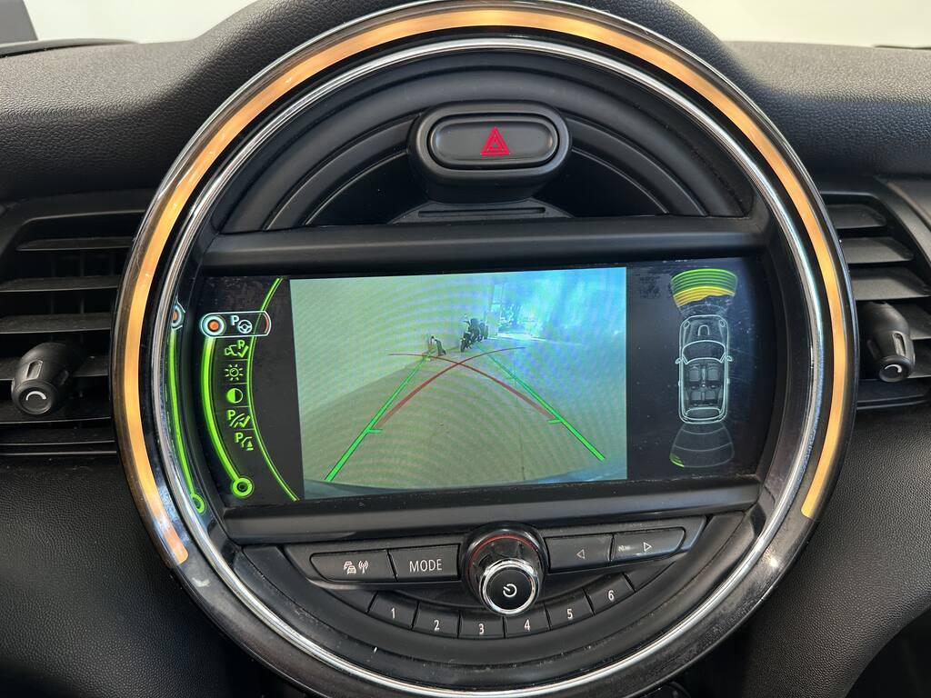 Mini Cooper D Cabrio 1.5 Cooper D Hype Auto