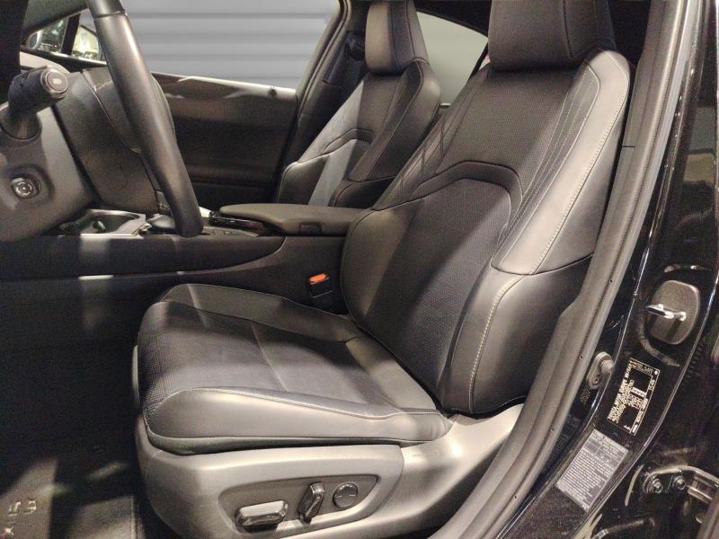 Lexus UX 250h Premium 2wd cvt my20