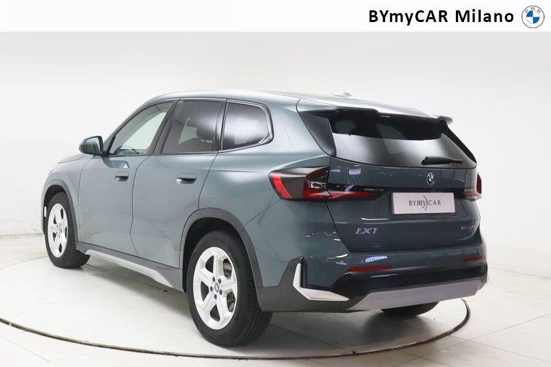 BMW iX1 edrive 20 X-Line