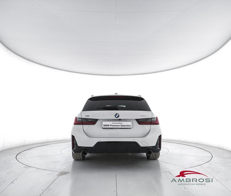 BMW Serie 3 320d Touring mhev 48V Msport xdrive auto