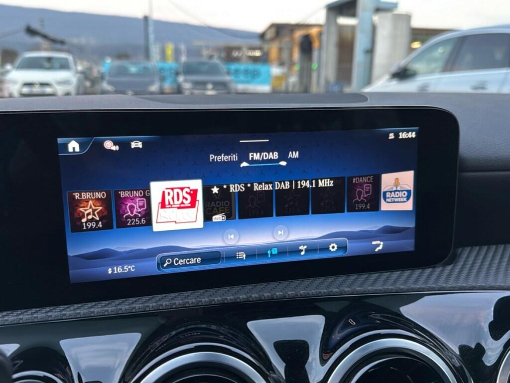 Mercedes CLA Shooting Brake 180 d Advanced auto