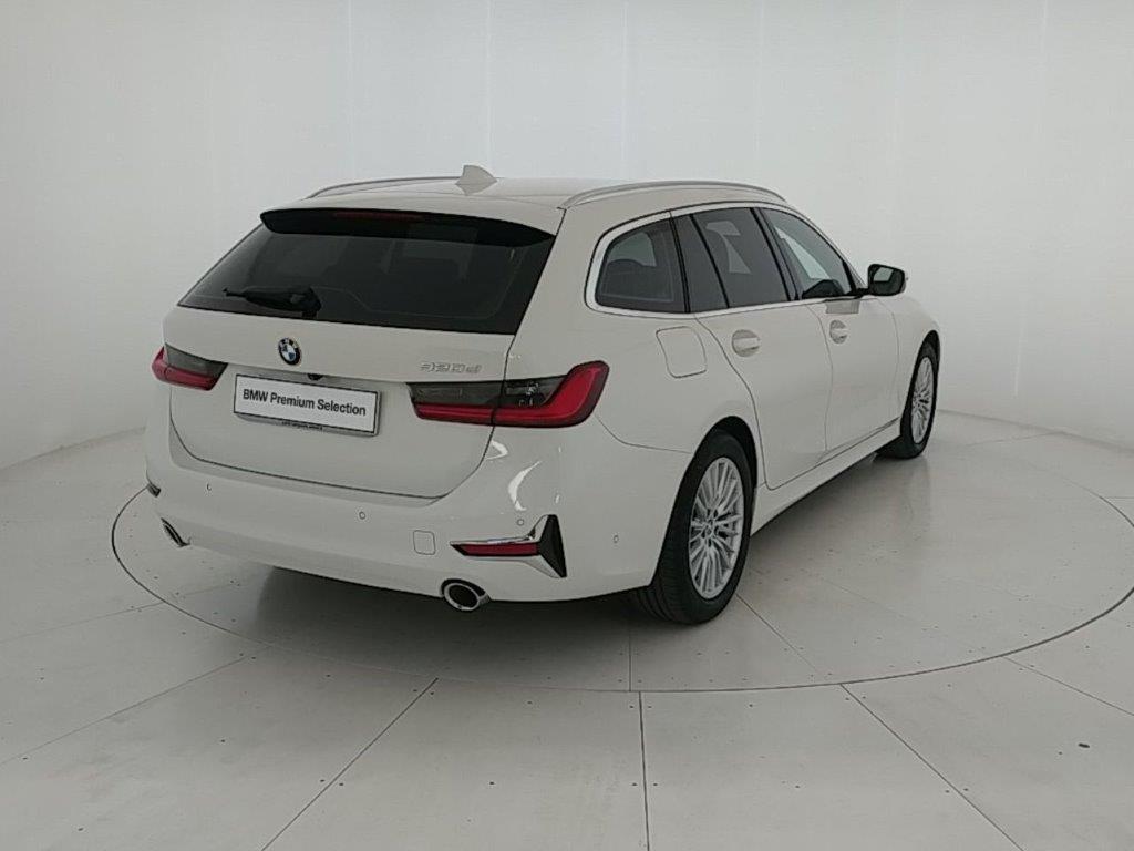 BMW Serie 3 320d Touring mhev 48V Luxury auto