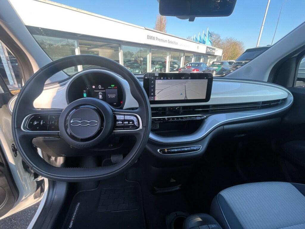 Fiat 500 e Cabrio Icon