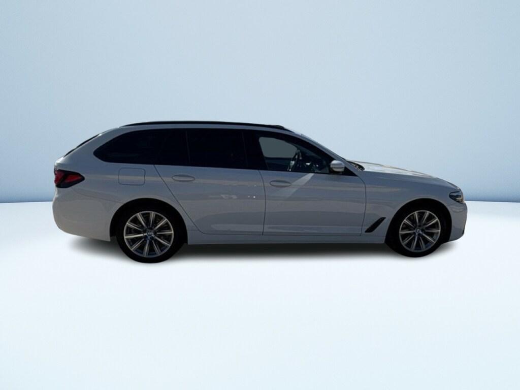 BMW Serie 5 520d Touring mhev 48V xdrive Msport auto