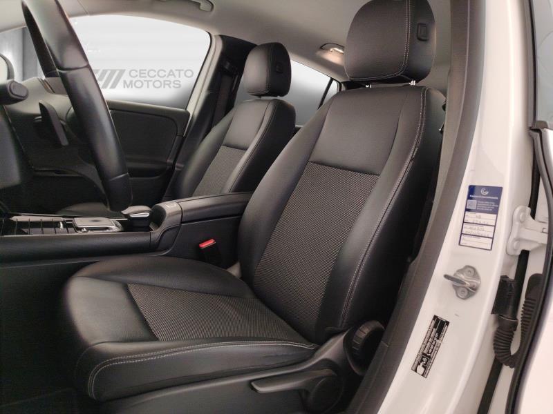 Mercedes GLA 180 d Business auto