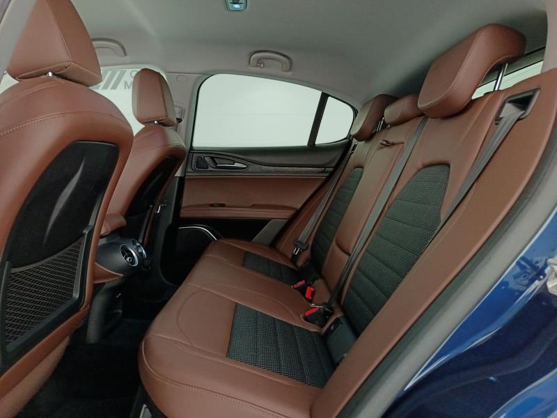 Alfa Romeo Stelvio 2.0 t Executive Q4 200cv auto my19