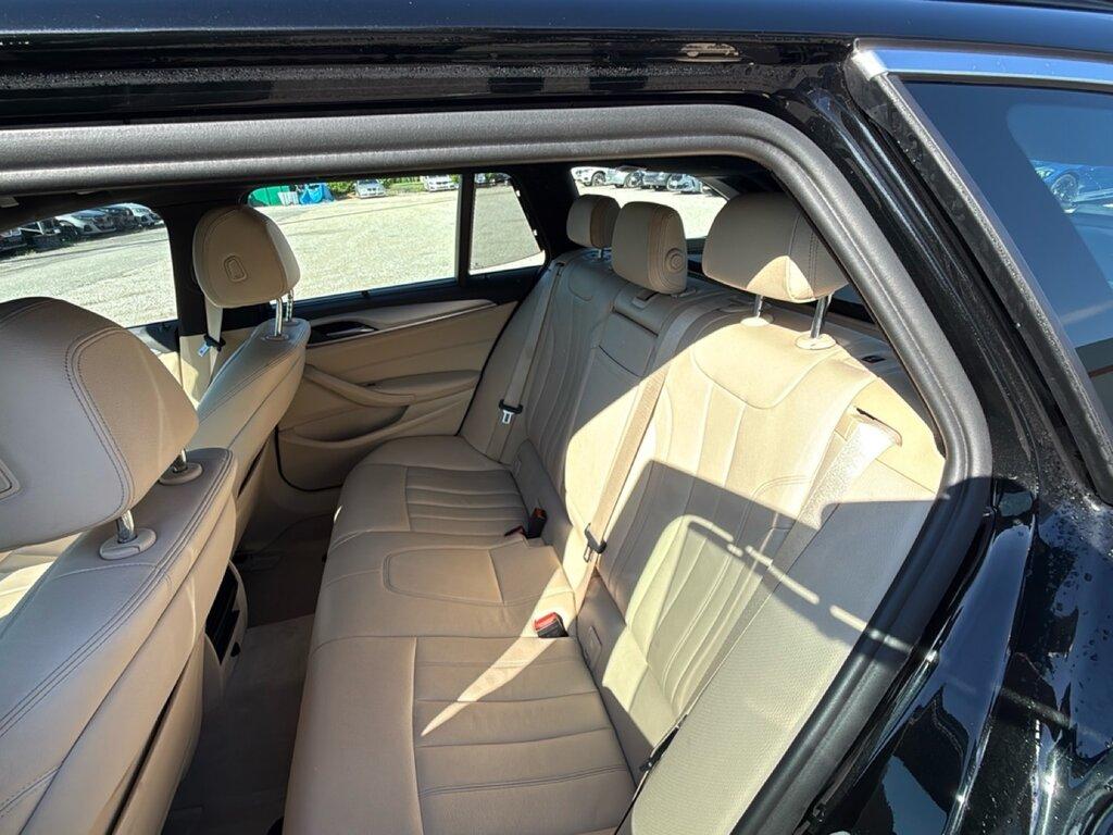 BMW Serie 5 530d Touring xdrive Business 265cv auto
