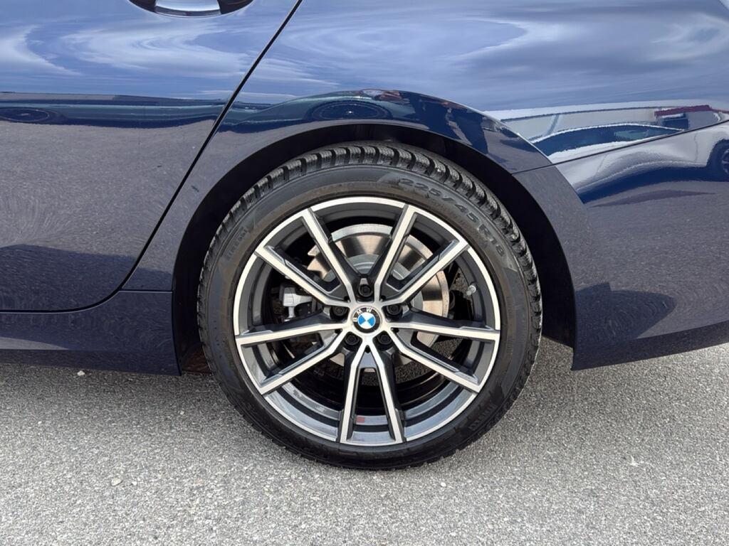 BMW Serie 3 320d mhev 48V xdrive auto