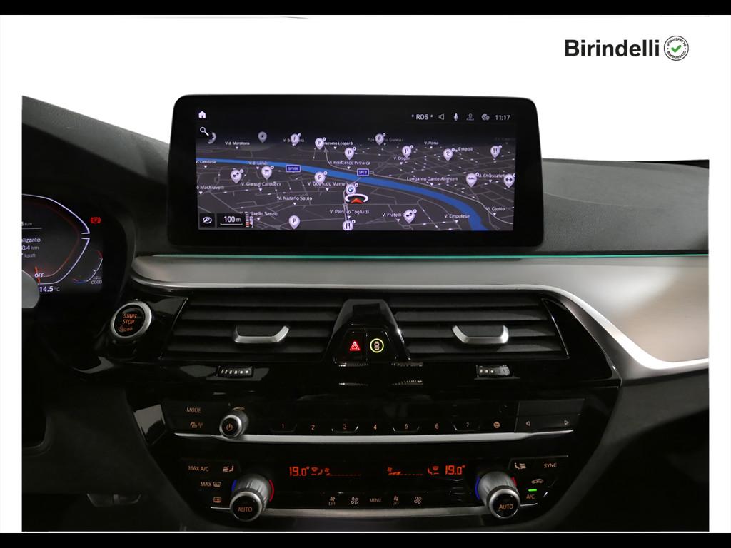 BMW Serie 5 520d mhev 48V xdrive Msport auto
