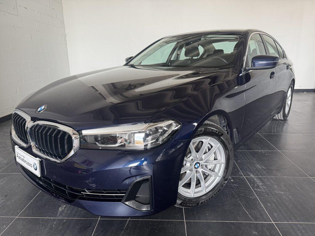 BMW Serie 5 530d mhev 48V xdrive Business auto