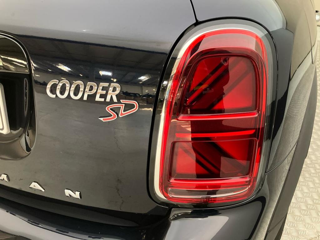 Mini Cooper SD Countryman 2.0 Cooper SD Hype auto