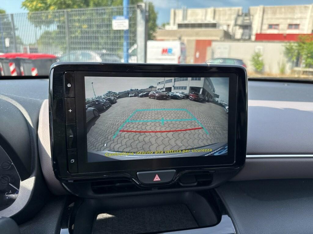 Toyota Yaris Cross 1.5h Lounge fwd 116cv e-cvt