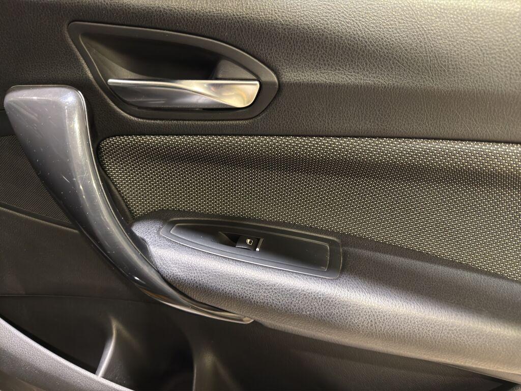 BMW Serie 1 116d 5p auto