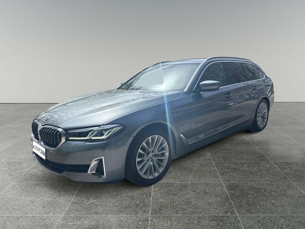 BMW Serie 5 530d Touring mhev 48V xdrive Luxury auto