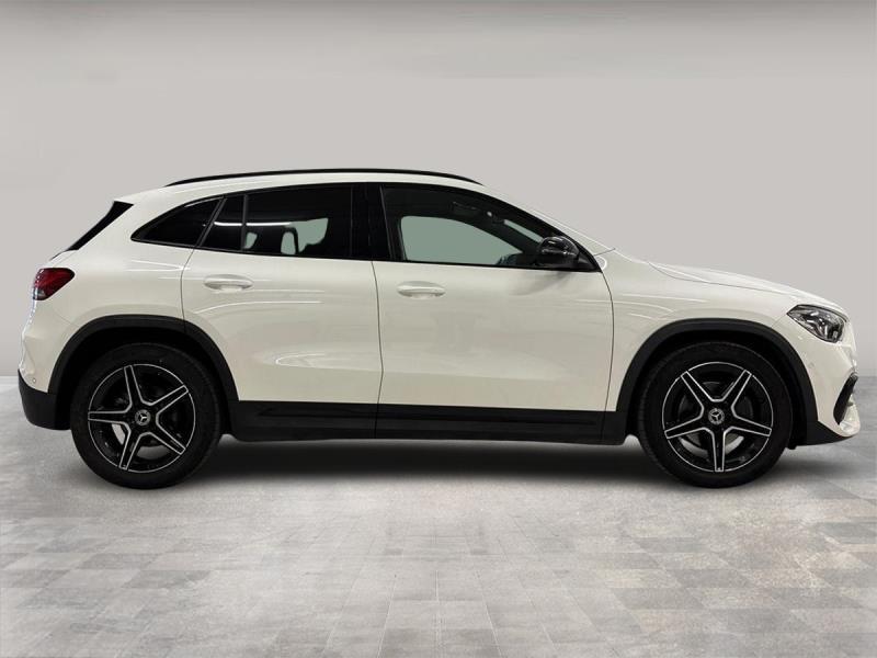 Mercedes GLA 200 d Premium 4matic auto
