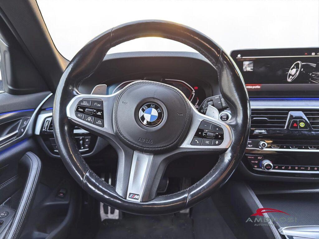 BMW Serie 5 520d Touring mhev 48V xdrive Msport auto