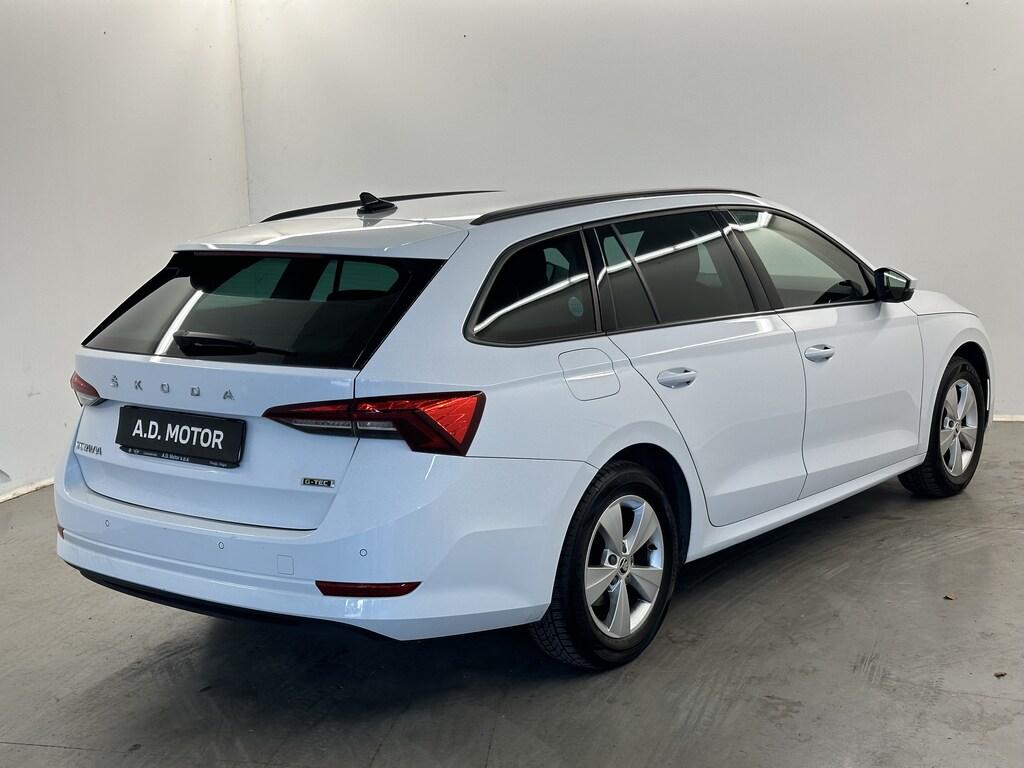 Skoda Octavia Wagon 1.5 g-tec Executive 130cv dsg