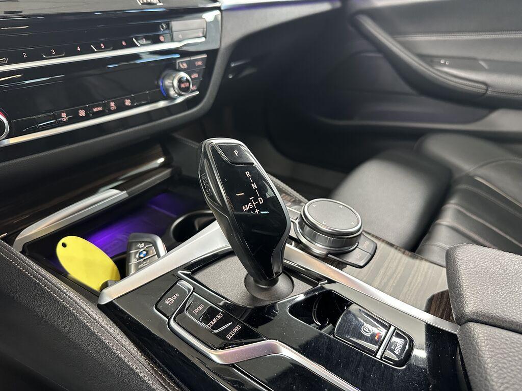 BMW Serie 5 520d Touring mhev 48V xdrive Msport auto
