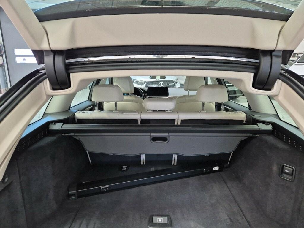 BMW Serie 5 520d Touring mhev 48V Business auto