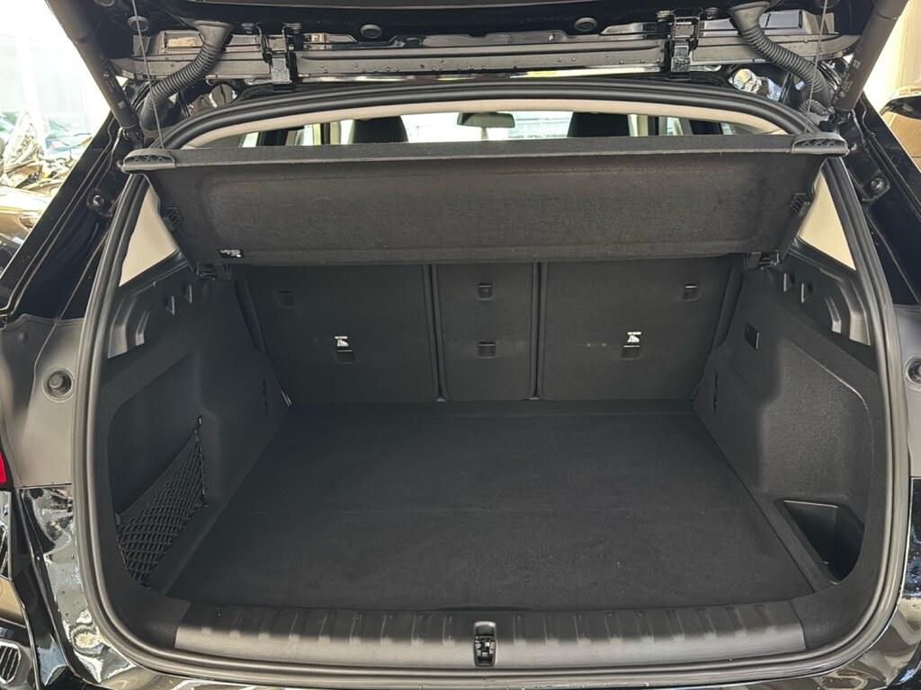 BMW iX1 edrive 20 Special Edition