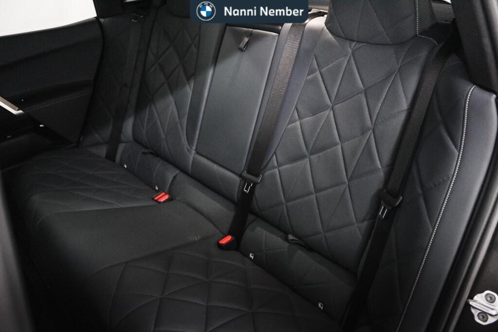 BMW iX xdrive40 pacchetto sportivo