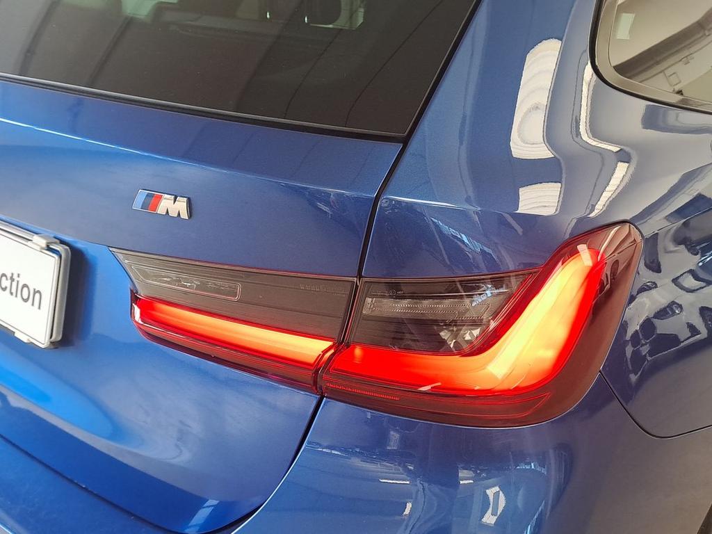 BMW Serie 3 320d Touring mhev 48V auto