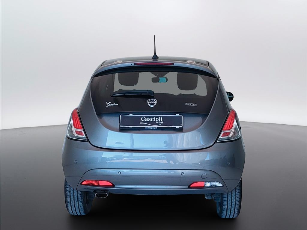 Lancia Ypsilon 1.0 hybrid Gold s&s 70cv