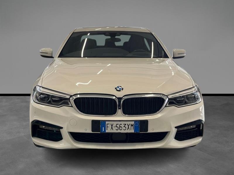 BMW Serie 5 530e xdrive Luxury auto