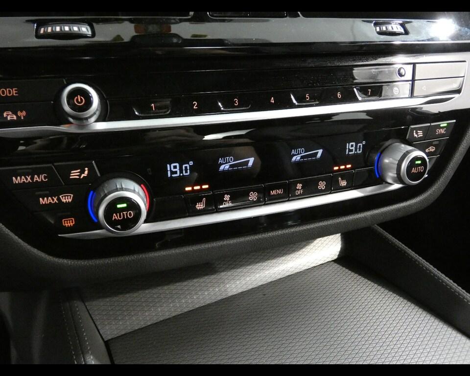 BMW Serie 5 520d mhev 48V xdrive Msport auto