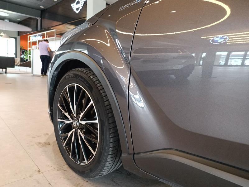 Toyota C-HR 1.8h Lounge 2wd e-cvt