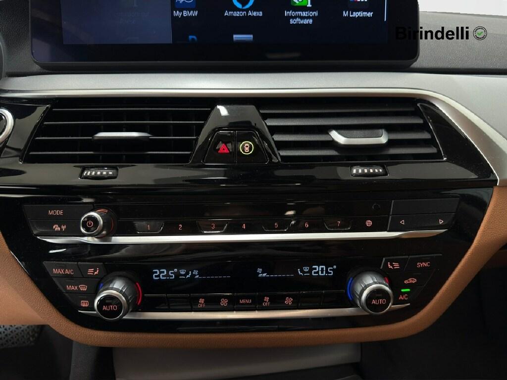 BMW Serie 5 520d mhev 48V xdrive Business auto