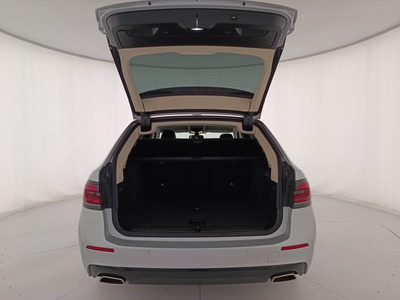 BMW Serie 5 520d Touring mhev 48V xdrive Business auto