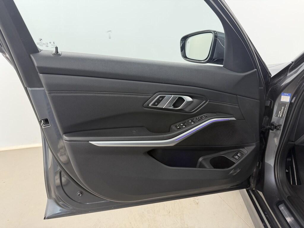 BMW Serie 3 320d Touring mhev 48V xdrive Sport auto