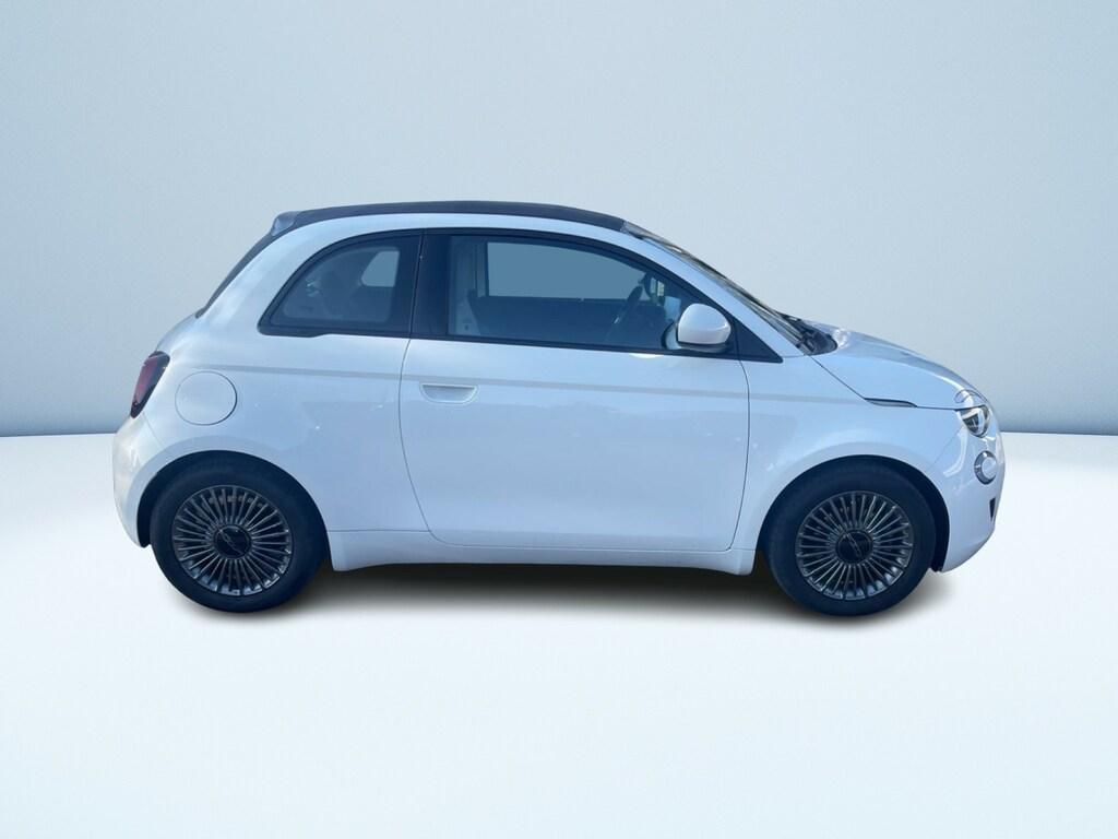 Fiat 500 e Cabrio Icon