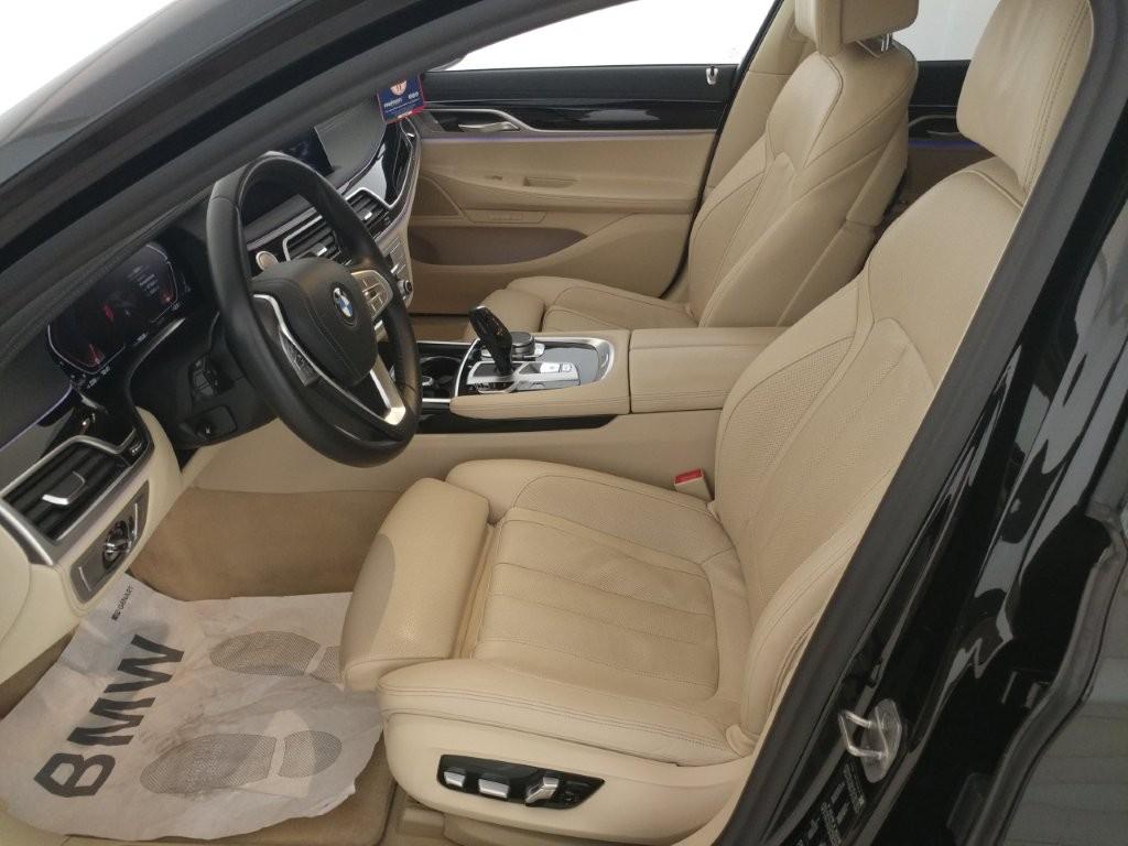 BMW Serie 7 740d mhev 48V xdrive auto