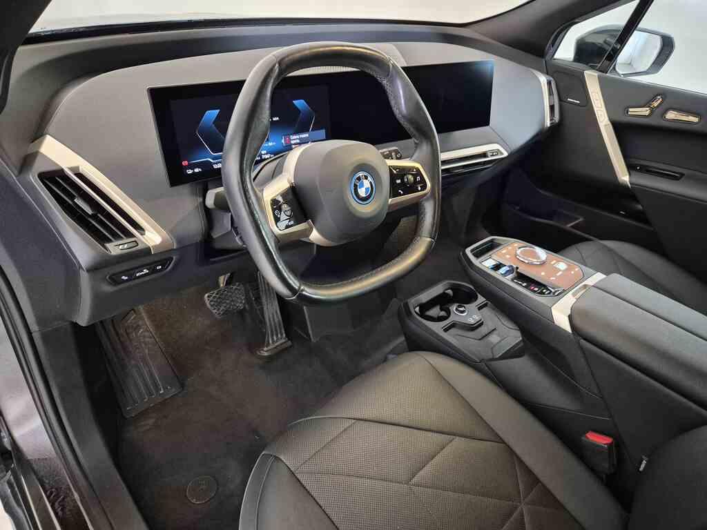 BMW iX xdrive40 pacchetto sportivo